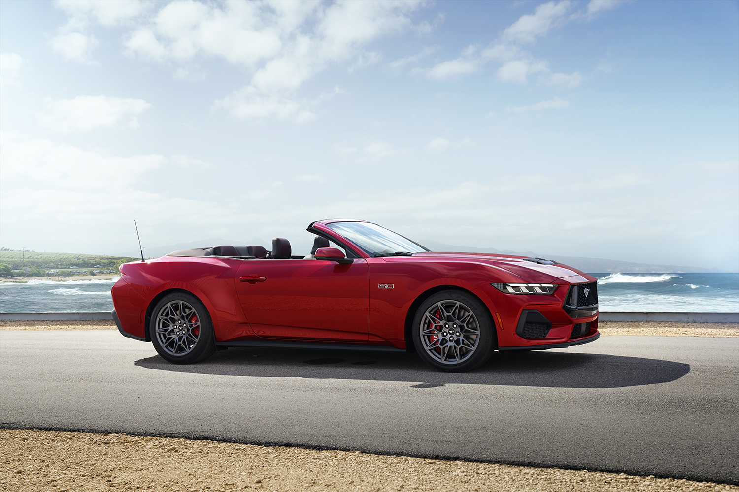 PRUEBA DE MANEJO FORD MUSTANG GT 2024: CABALLO DORADO