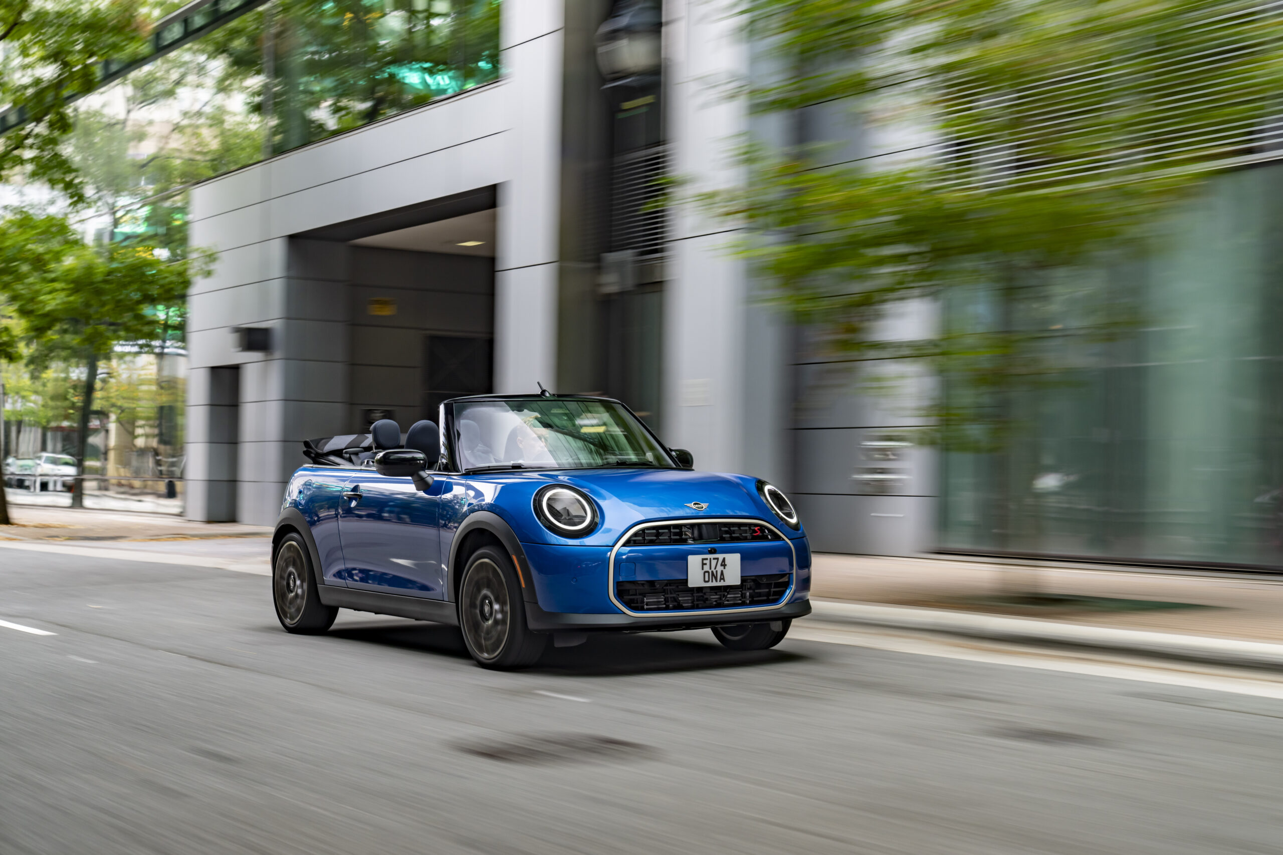 Mini Cooper Convertible 2025