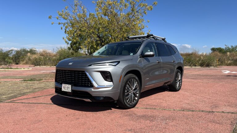 Buick Enclave 2025: Nuevo SUV Grande con Motor Turbo y Diseño Renovado