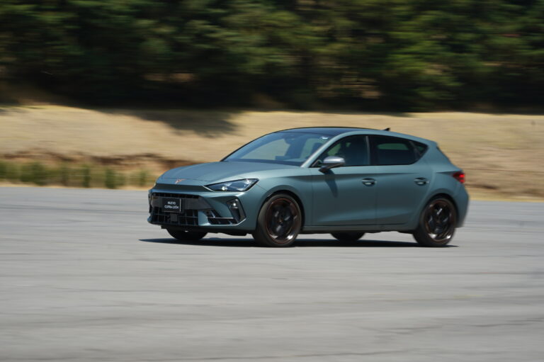 CUPRA León 2025