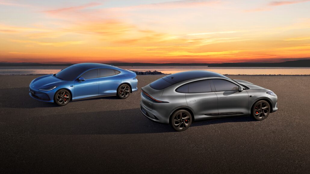 MG Cyber X y Cyberster Black