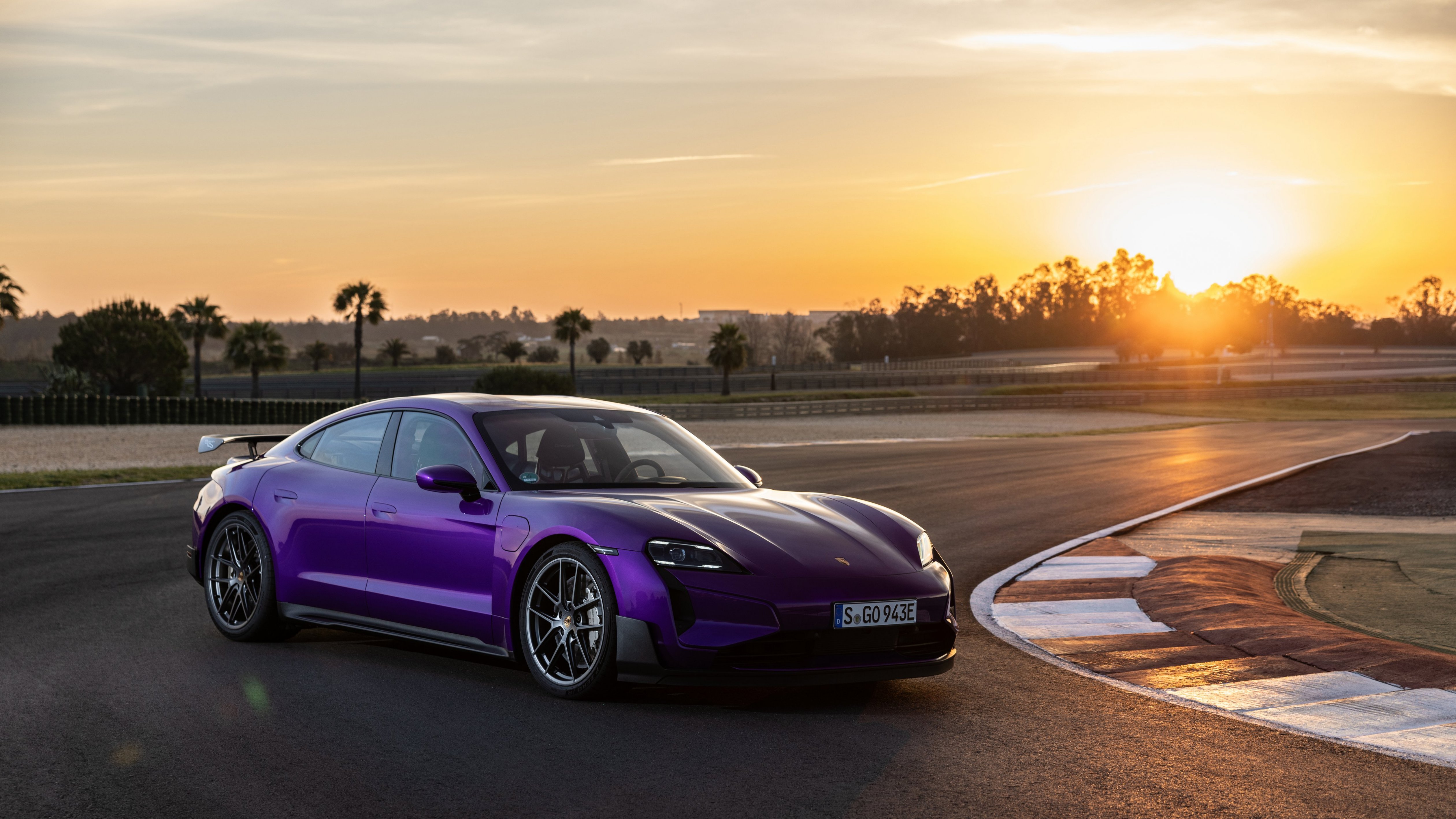 Porsche Taycan Turbo GT Weissach