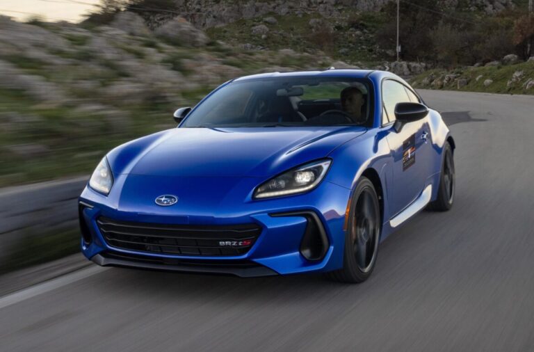 CORRIMOS EL RALLY AVÁNDARO  CON ESTE SUBARU