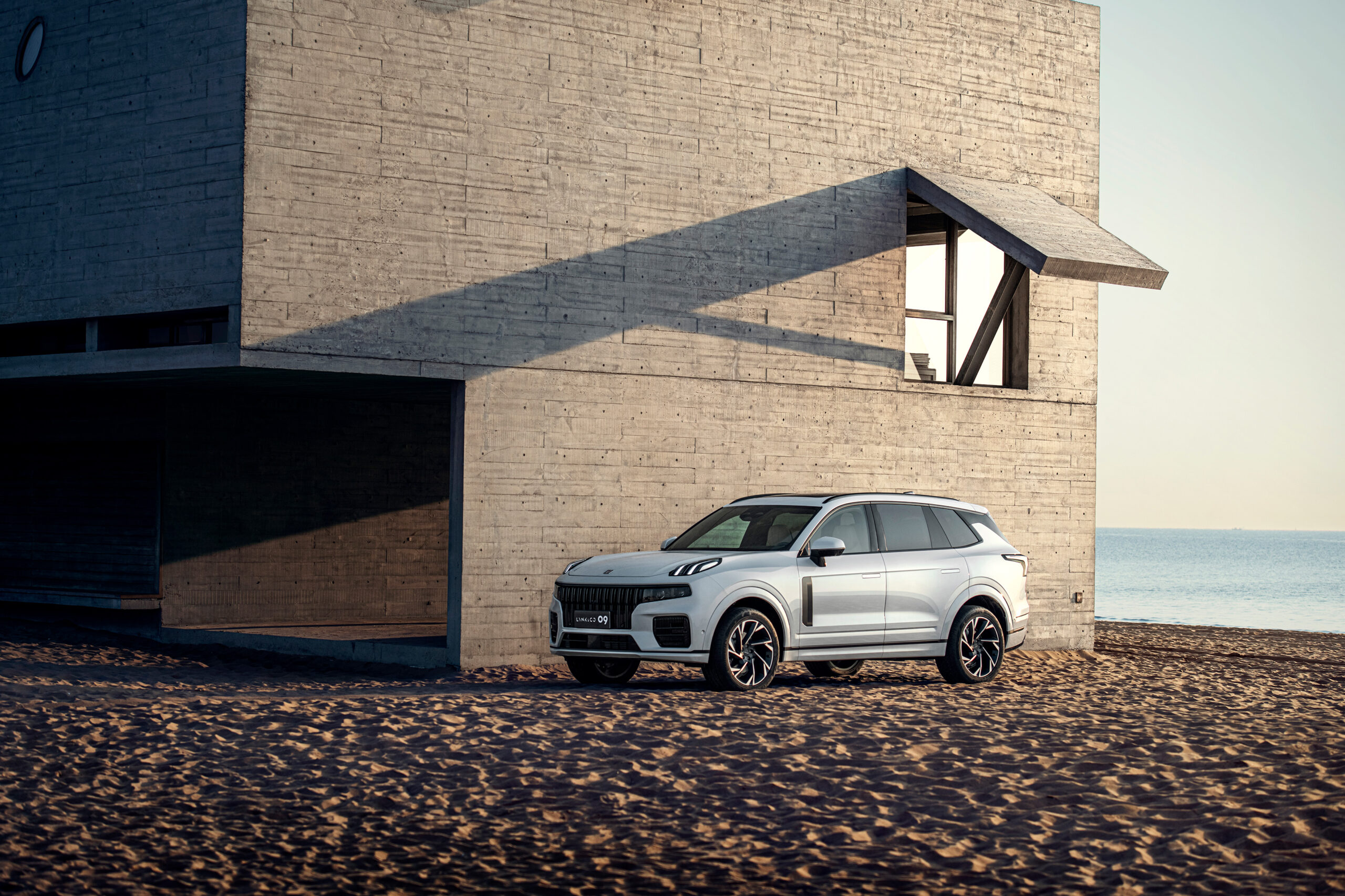 Lynk & Co 08 y 09