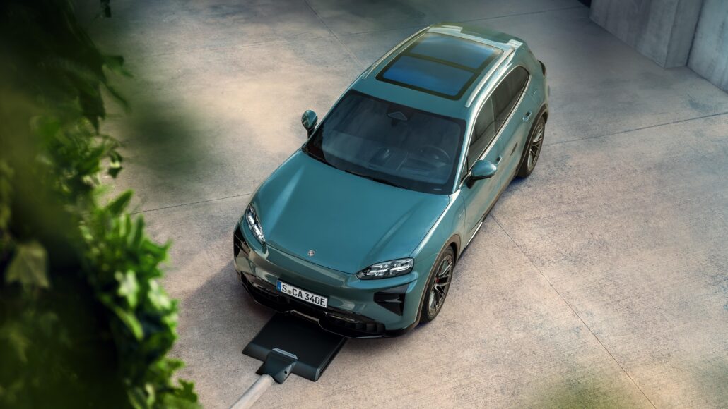 Cayenne Turbo Electric