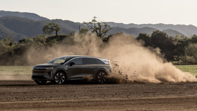 Lucid Gravity Grand Touring